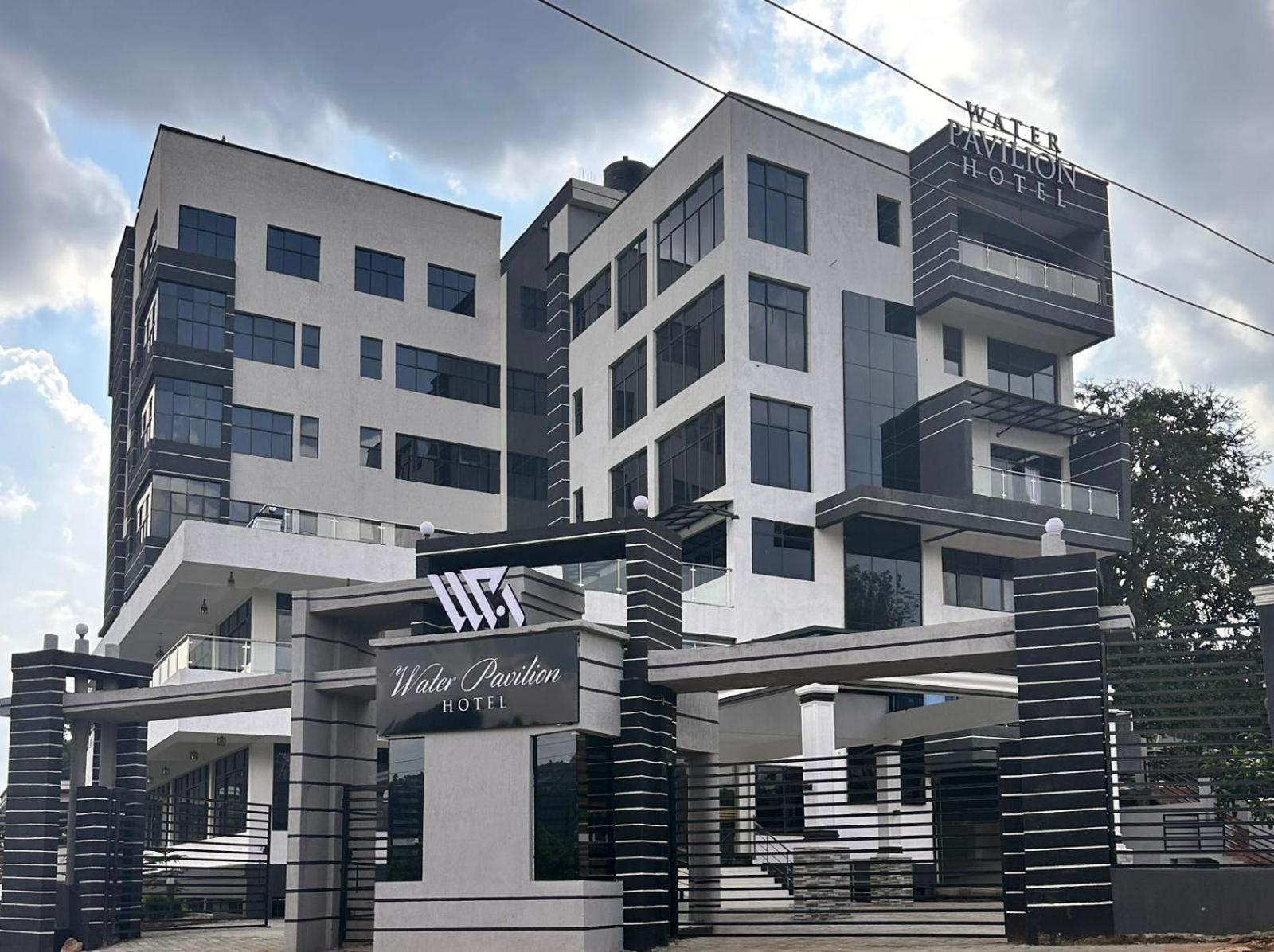 Water Pavilion Hotel Keroka Bagian luar foto